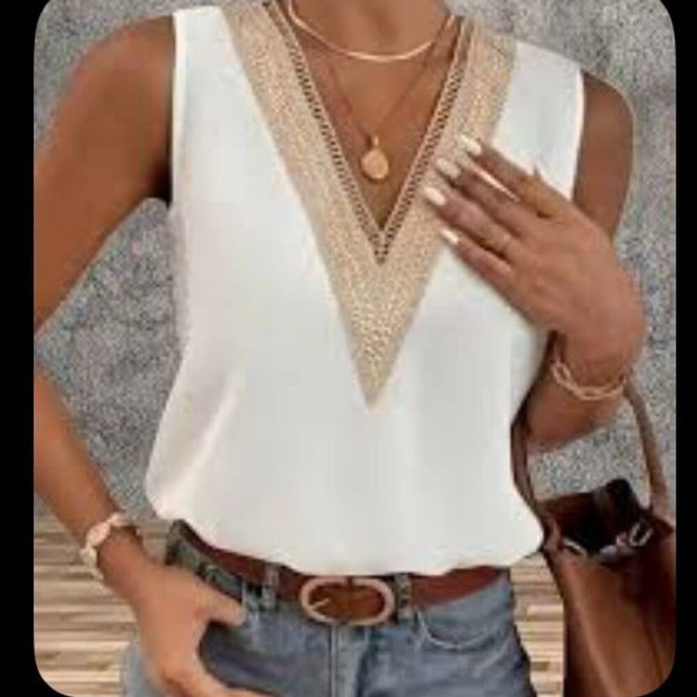 White Sleeveless Lace Stitching V-Neck Tank Top